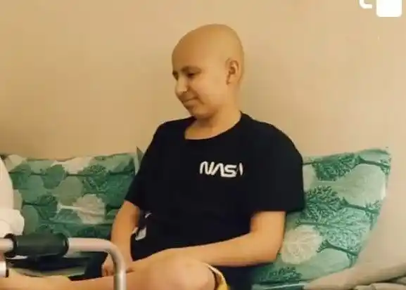 15 yaşında kemik kanserine yenildi
