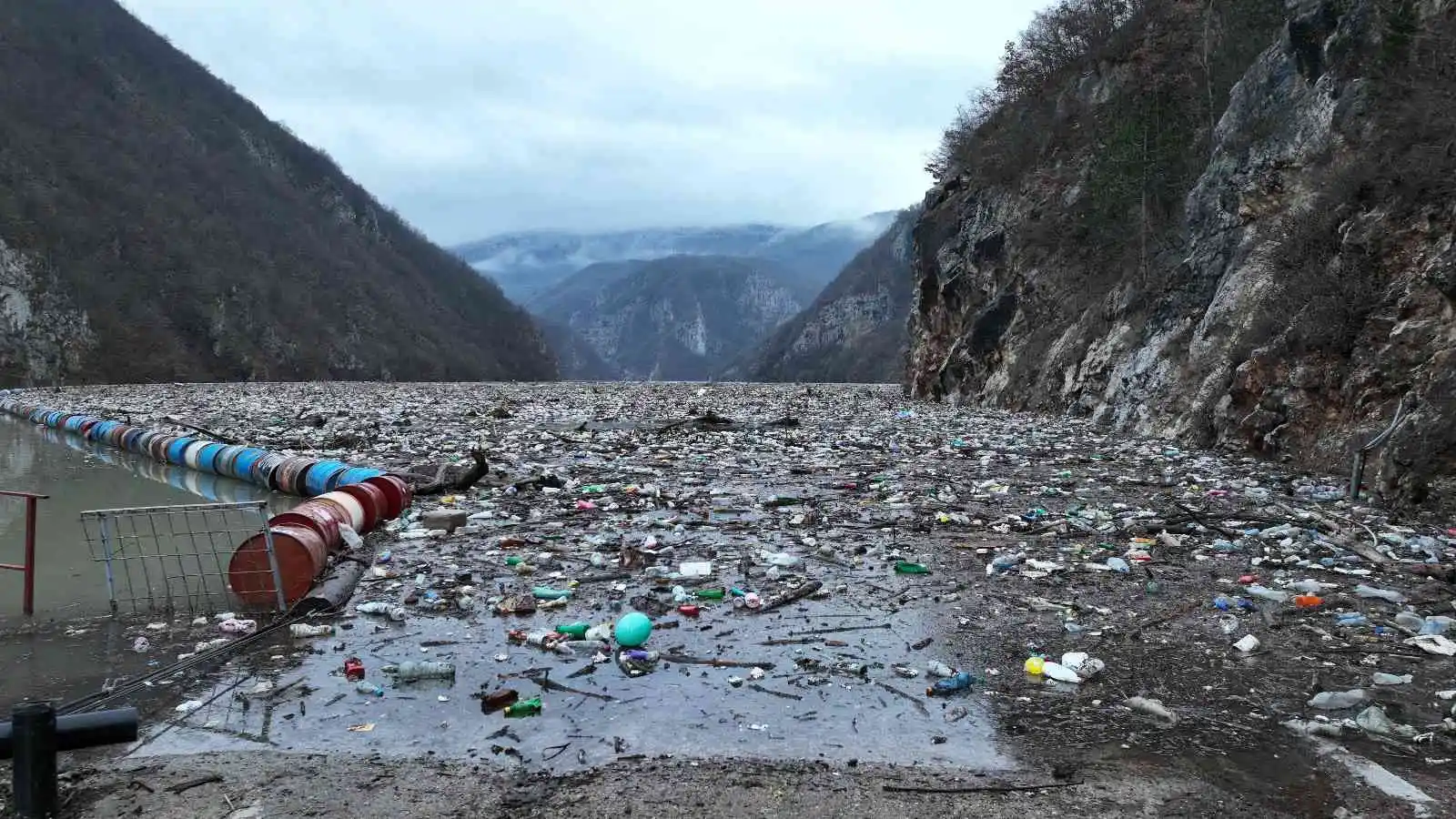 Bosna Hersek’te ekolojik felaket sinyali
