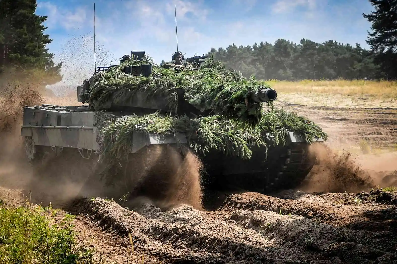 Norveç’ten Ukrayna’ya Leopard tank desteği
