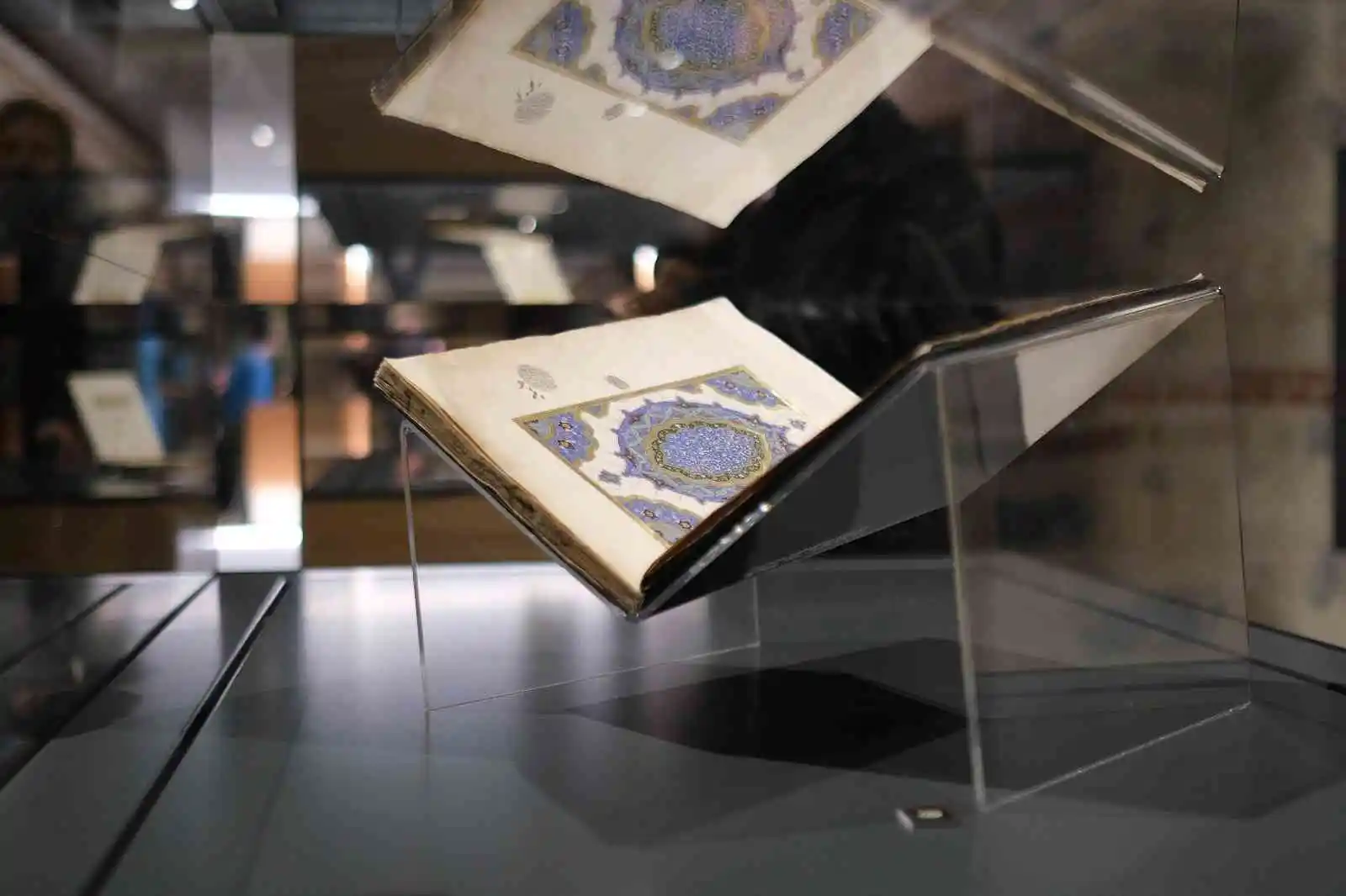 Rami Kütüphanesi’ndeki ilk sergi, Fatih Sultan Mehmet’le ilgili oldu
